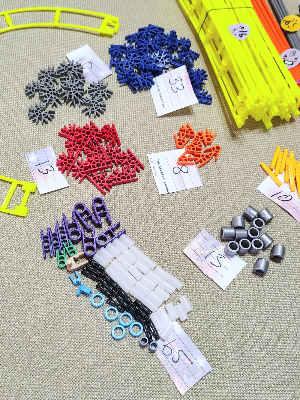 K'NEX Thrill Rides Motorized Roller Coaster Building Set 303 Pieces & 1 Motor